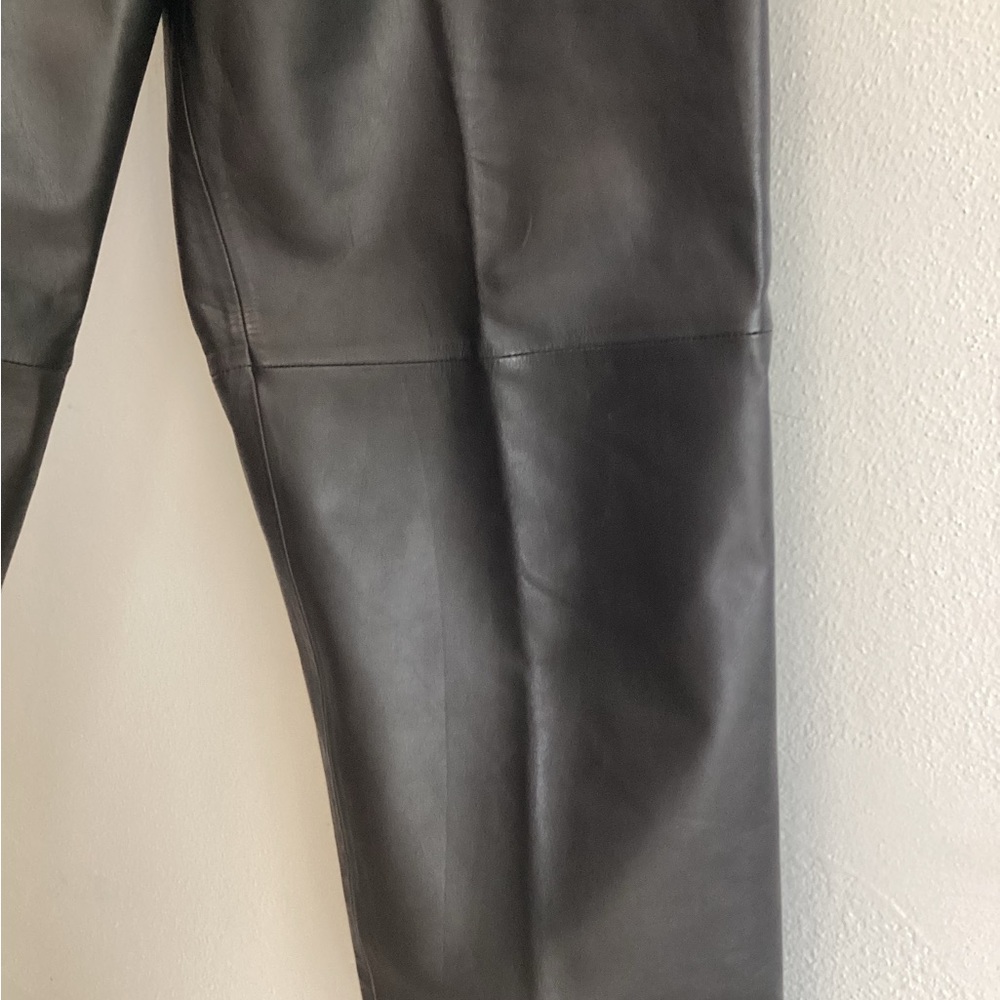 Leather Loft Vintage 1983 Black Genuine Leather Pleated Pants Womens Size 9/10 - Picture 2 of 7